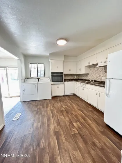 1695 Trabert, Sparks, Nevada 89431, 3 Bedrooms Bedrooms, ,2 BathroomsBathrooms,Residential Lease,Manufactured,Trabert,250057117