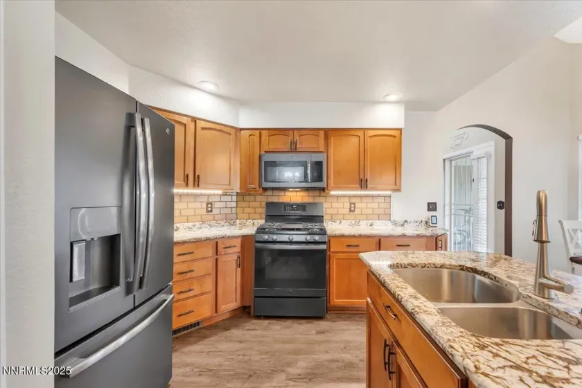 105 Wintercrest, Verdi, Nevada 89439, 3 Bedrooms Bedrooms, ,3 BathroomsBathrooms,Residential,Residential,Wintercrest,250057110