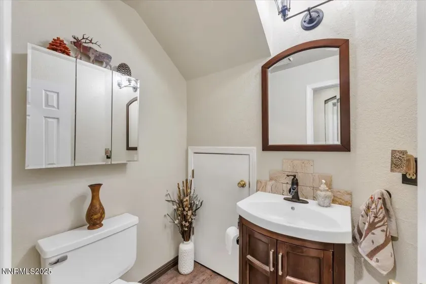 105 Wintercrest, Verdi, Nevada 89439, 3 Bedrooms Bedrooms, ,3 BathroomsBathrooms,Residential,Residential,Wintercrest,250057110