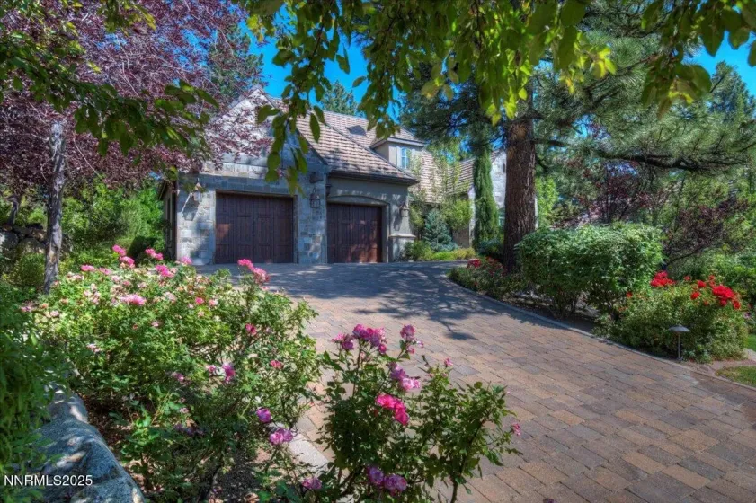6553 Champetre, Reno, Nevada 89511, 3 Bedrooms Bedrooms, ,3 BathroomsBathrooms,Residential,Residential,Champetre,250057122