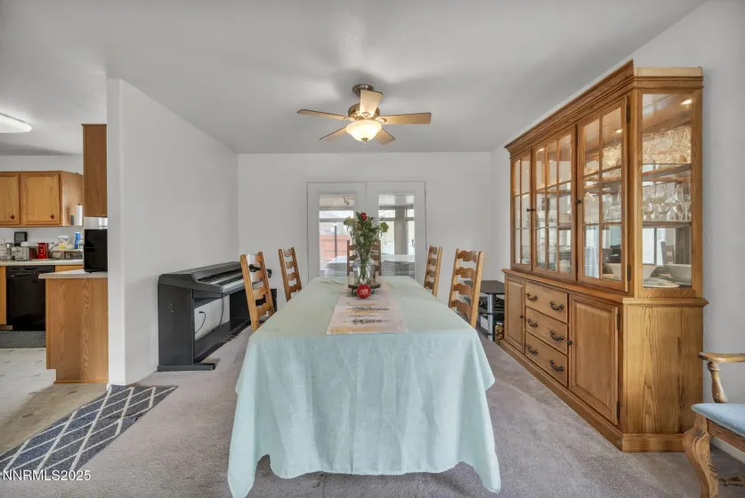 17795 Oakview, Reno, Nevada 89508, 4 Bedrooms Bedrooms, ,3 BathroomsBathrooms,Residential Lease,Manufactured,Oakview,250057124