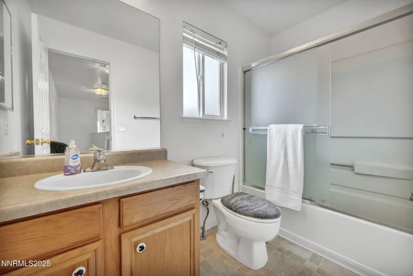 17795 Oakview, Reno, Nevada 89508, 4 Bedrooms Bedrooms, ,3 BathroomsBathrooms,Residential Lease,Manufactured,Oakview,250057124