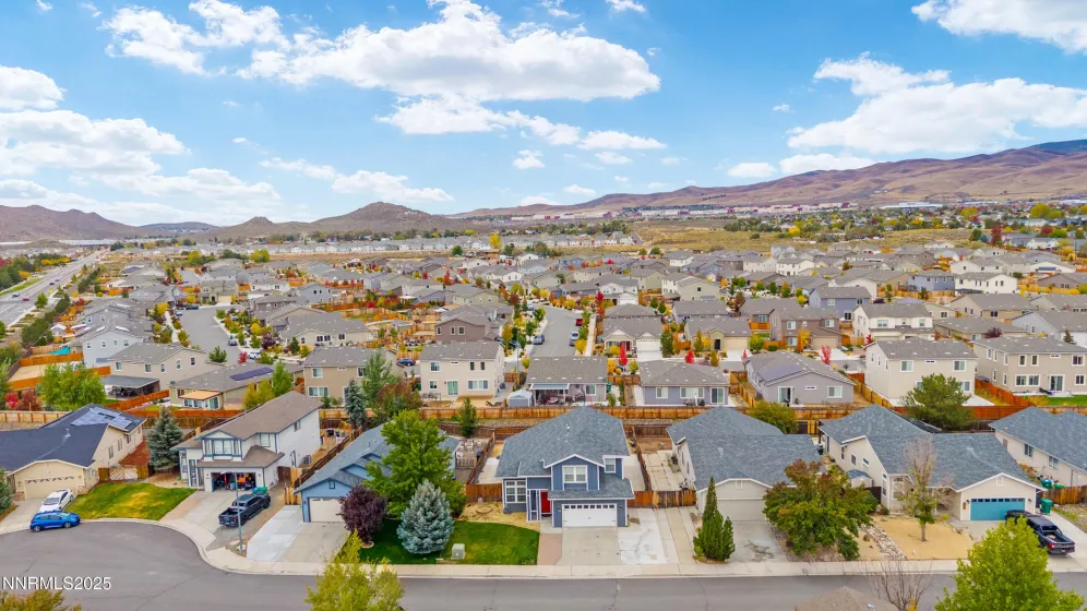 9920 Grand Falls, Reno, Nevada 89506, 4 Bedrooms Bedrooms, ,3 BathroomsBathrooms,Residential,Residential,Grand Falls,250057125