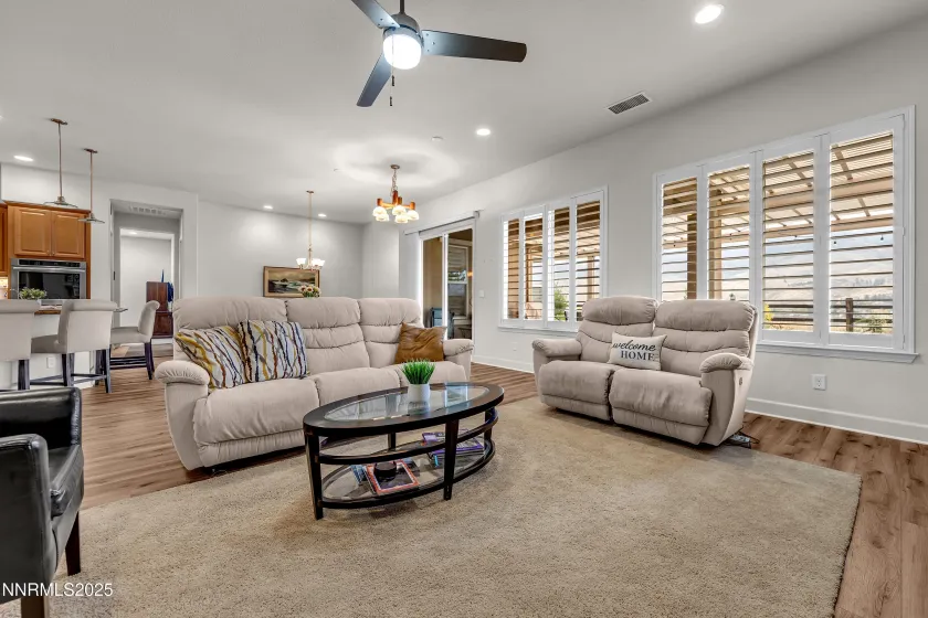 1285 Wakefield, Reno, Nevada 89523, 3 Bedrooms Bedrooms, ,2 BathroomsBathrooms,Residential,Residential,Wakefield,250057127
