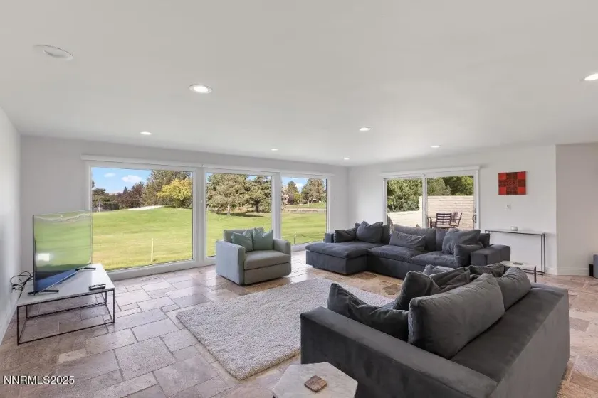 4811 Lakeridge, Reno, Nevada 89509, 2 Bedrooms Bedrooms, ,4 BathroomsBathrooms,Residential,Residential,Lakeridge,250057128