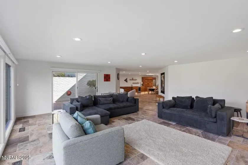 4811 Lakeridge, Reno, Nevada 89509, 2 Bedrooms Bedrooms, ,4 BathroomsBathrooms,Residential,Residential,Lakeridge,250057128