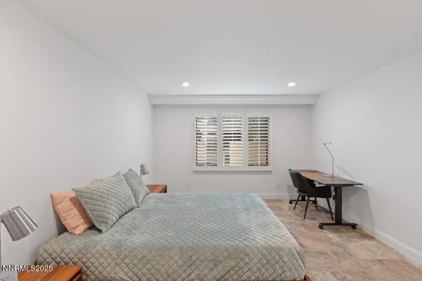 4811 Lakeridge, Reno, Nevada 89509, 2 Bedrooms Bedrooms, ,4 BathroomsBathrooms,Residential,Residential,Lakeridge,250057128