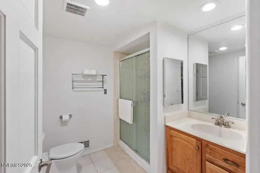 4811 Lakeridge, Reno, Nevada 89509, 2 Bedrooms Bedrooms, ,4 BathroomsBathrooms,Residential,Residential,Lakeridge,250057128