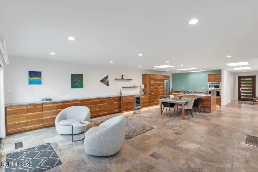 4811 Lakeridge, Reno, Nevada 89509, 2 Bedrooms Bedrooms, ,4 BathroomsBathrooms,Residential,Residential,Lakeridge,250057128
