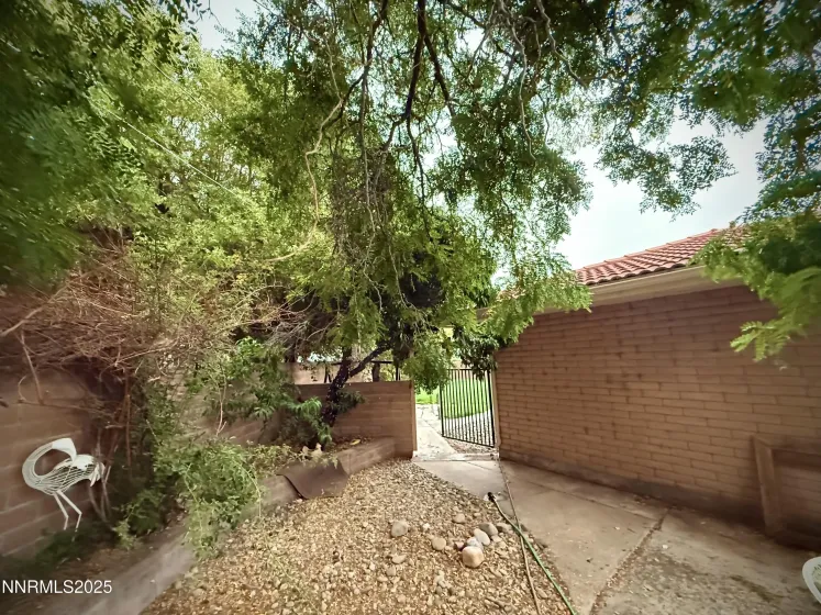 1616 Belarra, Minden, Nevada 89423, 3 Bedrooms Bedrooms, ,3 BathroomsBathrooms,Residential,Residential,Belarra,250057133