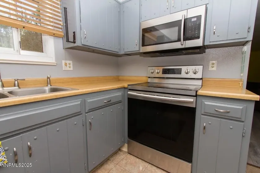 7360 Berryhill, Reno, Nevada 89511, 3 Bedrooms Bedrooms, ,3 BathroomsBathrooms,Residential,Residential,Berryhill,250057136