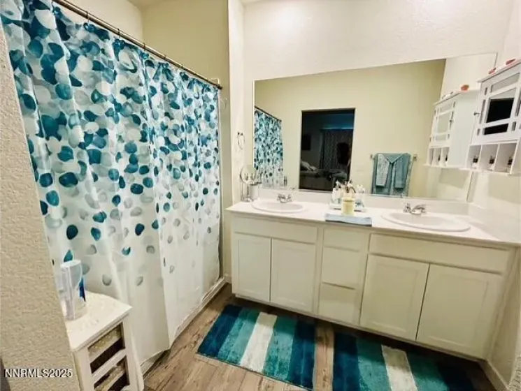 1004 Conifer, Fallon, Nevada 89406, 3 Bedrooms Bedrooms, ,2 BathroomsBathrooms,Residential,Residential,Conifer,250057138