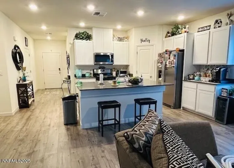1004 Conifer, Fallon, Nevada 89406, 3 Bedrooms Bedrooms, ,2 BathroomsBathrooms,Residential,Residential,Conifer,250057138