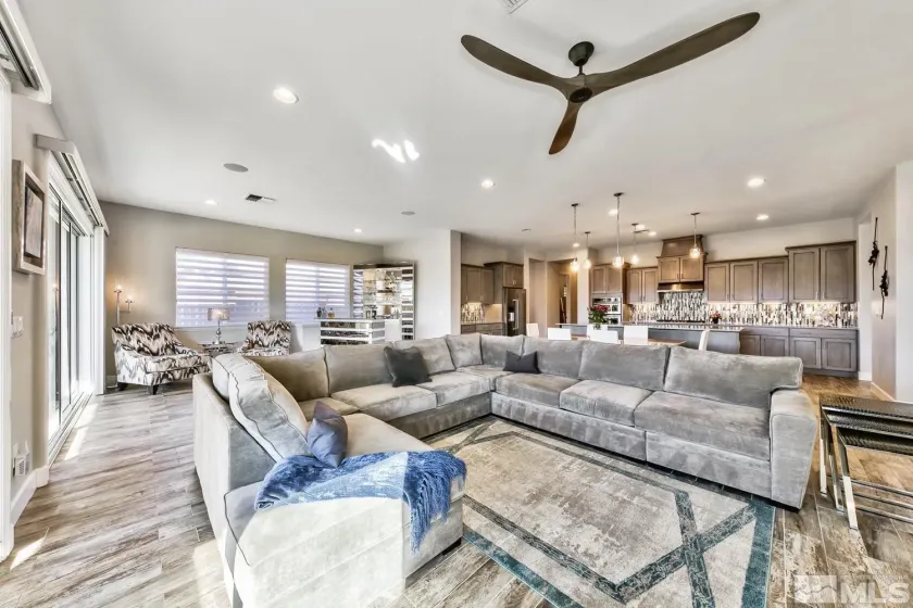 9895 Gainsborough, Reno, Nevada 89521, 5 Bedrooms Bedrooms, ,5 BathroomsBathrooms,Residential,Residential,Gainsborough,250004841