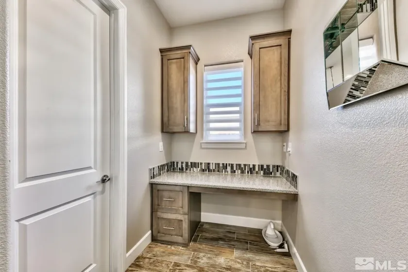 9895 Gainsborough, Reno, Nevada 89521, 5 Bedrooms Bedrooms, ,5 BathroomsBathrooms,Residential,Residential,Gainsborough,250004841
