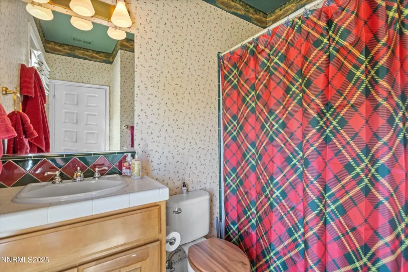 Secondary bathroom