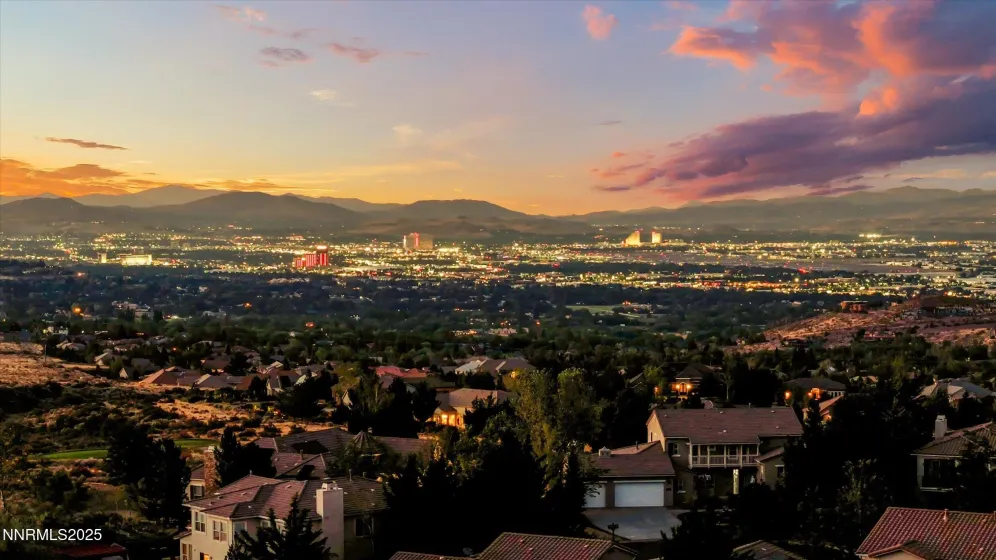 2966 Eagle Rock, Reno, Nevada 89511, 5 Bedrooms Bedrooms, ,5 BathroomsBathrooms,Residential,Residential,Eagle Rock,250057140