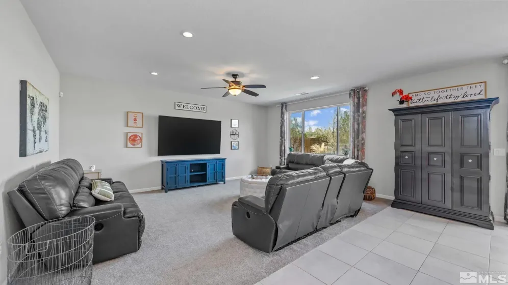 2282 Selway, Sparks, Nevada 89436, 3 Bedrooms Bedrooms, ,3 BathroomsBathrooms,Residential,Residential,Selway,250057141