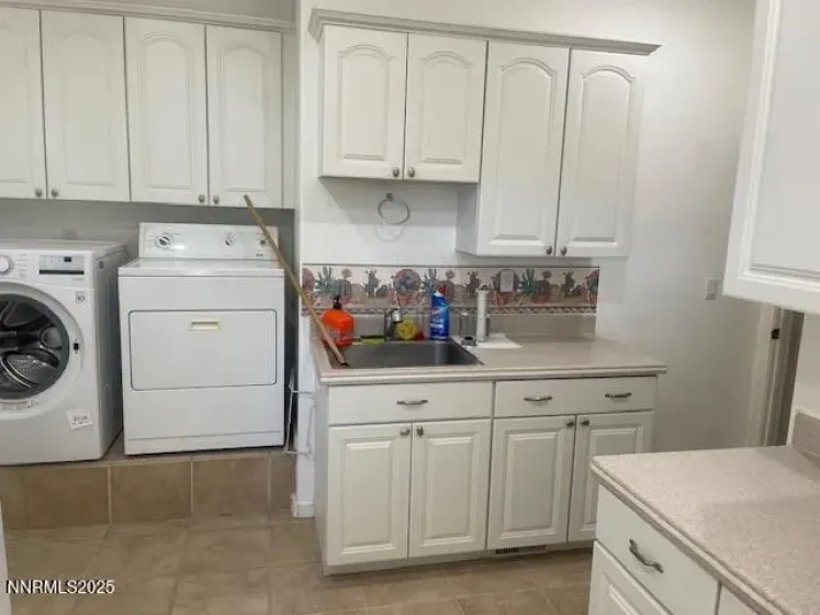 5700 Twin Springs, Reno, Nevada 89510, 4 Bedrooms Bedrooms, ,3 BathroomsBathrooms,Residential,Residential,Twin Springs,250057144
