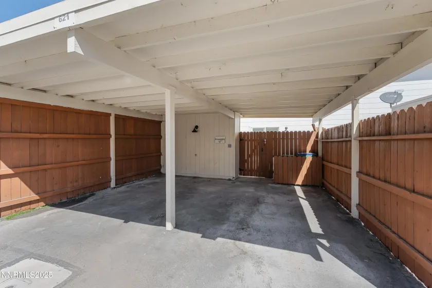 621 Smithridge, Reno, Nevada 89502, 2 Bedrooms Bedrooms, ,2 BathroomsBathrooms,Residential,Residential,Smithridge,250057143