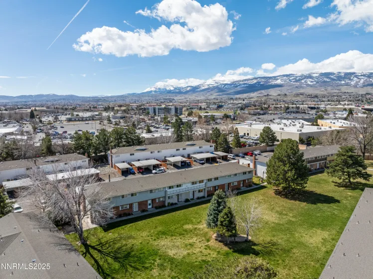 621 Smithridge, Reno, Nevada 89502, 2 Bedrooms Bedrooms, ,2 BathroomsBathrooms,Residential,Residential,Smithridge,250057143