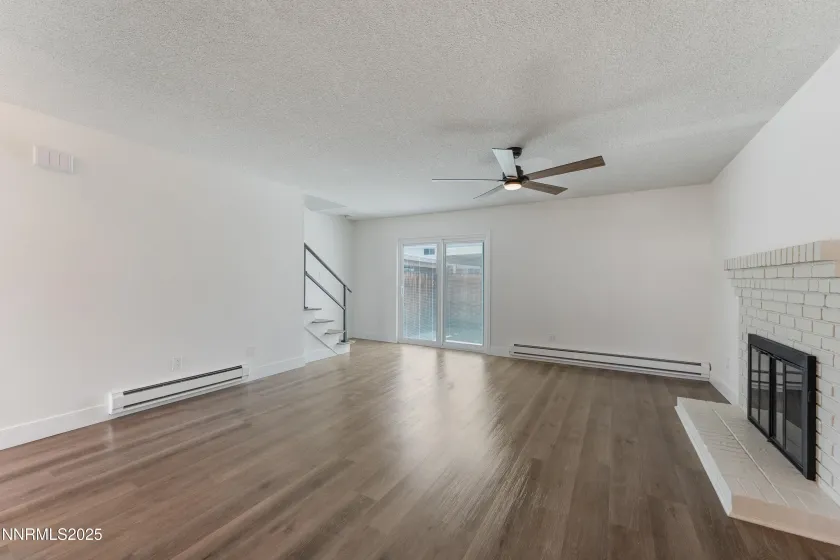 621 Smithridge, Reno, Nevada 89502, 2 Bedrooms Bedrooms, ,2 BathroomsBathrooms,Residential,Residential,Smithridge,250057143