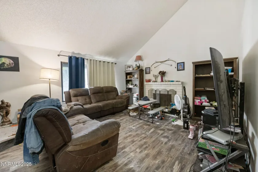 2491 Meadowbrook, Carson City, Nevada 89701, 4 Bedrooms Bedrooms, ,3 BathroomsBathrooms,Residential,Residential,Meadowbrook,250057148