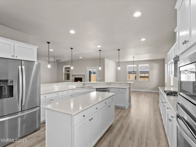 770 Cottage, Gardnerville, Nevada 89460, 3 Bedrooms Bedrooms, ,2 BathroomsBathrooms,Residential,Residential,Cottage,250057151