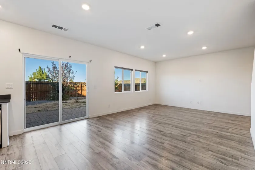 8791 Portia, Reno, Nevada 89506, 4 Bedrooms Bedrooms, ,3 BathroomsBathrooms,Residential,Residential,Portia,250057153
