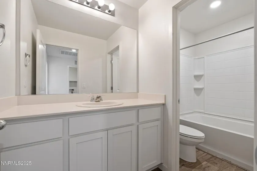8791 Portia, Reno, Nevada 89506, 4 Bedrooms Bedrooms, ,3 BathroomsBathrooms,Residential,Residential,Portia,250057153