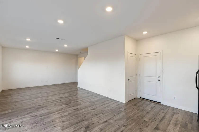 8791 Portia, Reno, Nevada 89506, 4 Bedrooms Bedrooms, ,3 BathroomsBathrooms,Residential,Residential,Portia,250057153