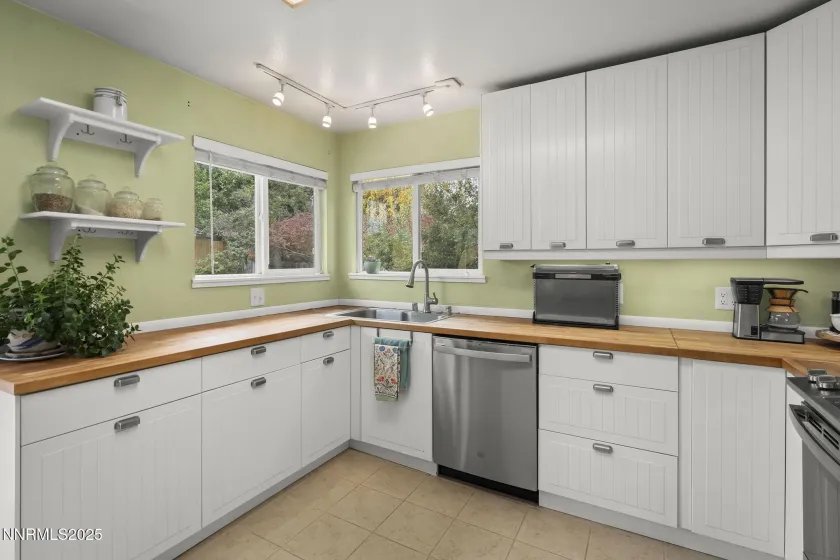 3020 Cisco, Reno, Nevada 89502, 3 Bedrooms Bedrooms, ,2 BathroomsBathrooms,Residential,Residential,Cisco,250057152