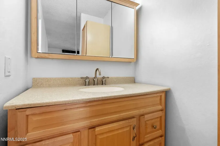 4690 Rio Poco, Reno, Nevada 89502, 2 Bedrooms Bedrooms, ,2 BathroomsBathrooms,Residential,Residential,Rio Poco,250057160