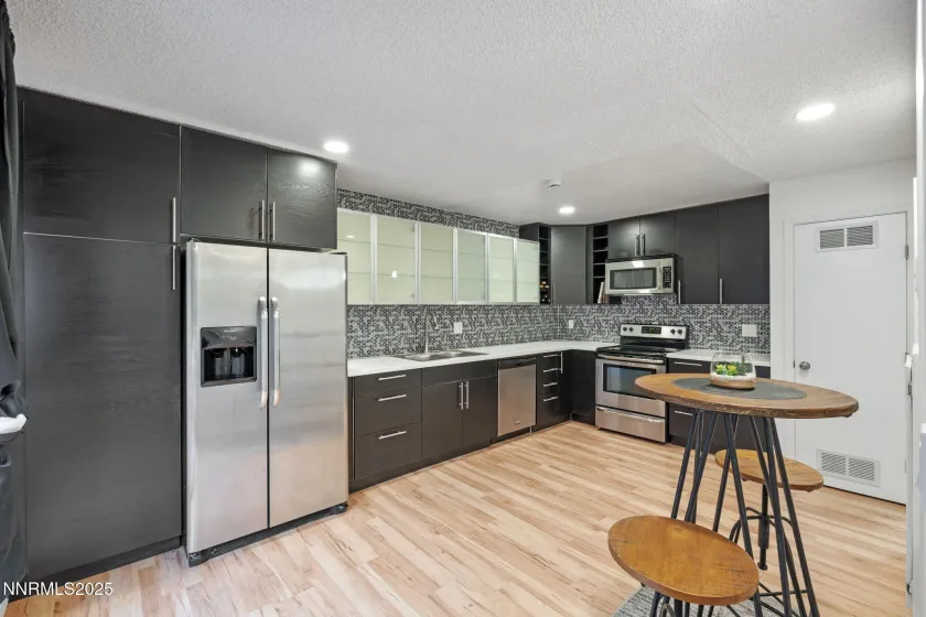4690 Rio Poco, Reno, Nevada 89502, 2 Bedrooms Bedrooms, ,2 BathroomsBathrooms,Residential,Residential,Rio Poco,250057160