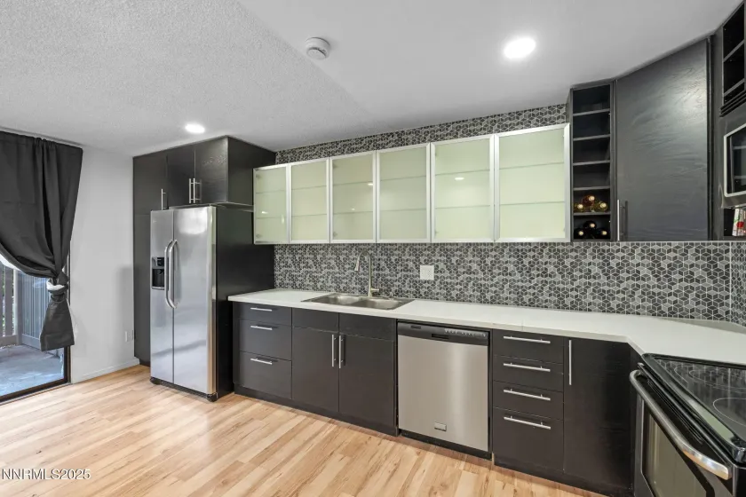 4690 Rio Poco, Reno, Nevada 89502, 2 Bedrooms Bedrooms, ,2 BathroomsBathrooms,Residential,Residential,Rio Poco,250057160