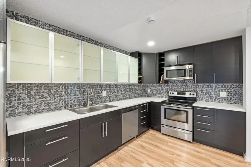 4690 Rio Poco, Reno, Nevada 89502, 2 Bedrooms Bedrooms, ,2 BathroomsBathrooms,Residential,Residential,Rio Poco,250057160