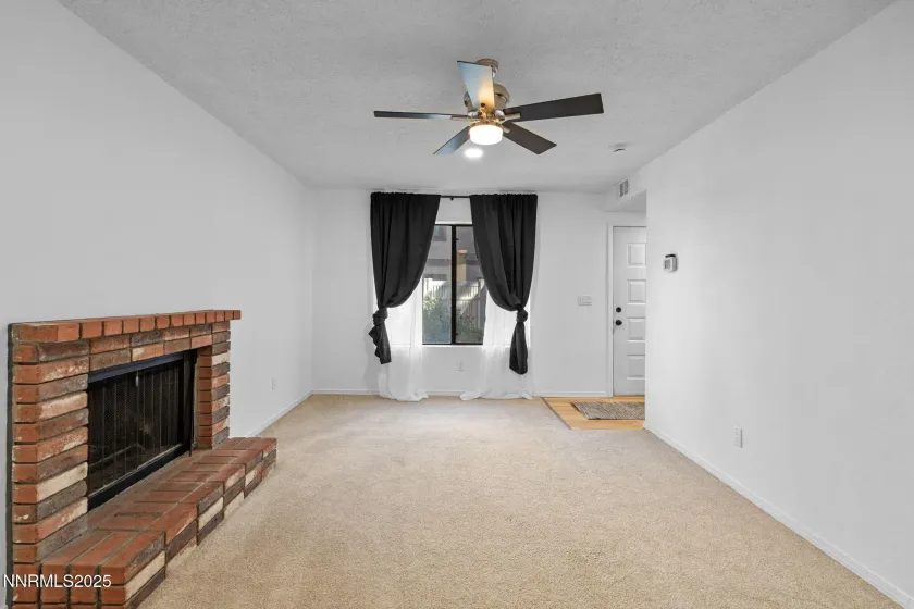 4690 Rio Poco, Reno, Nevada 89502, 2 Bedrooms Bedrooms, ,2 BathroomsBathrooms,Residential,Residential,Rio Poco,250057160