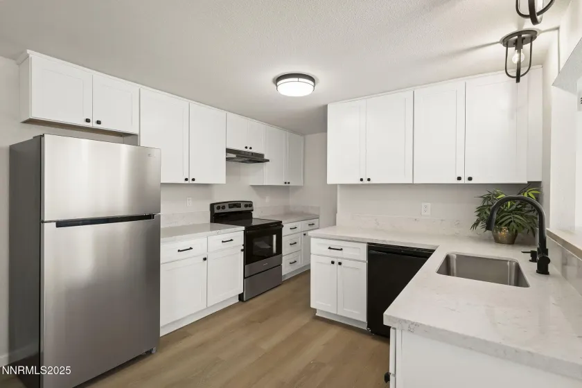 6780 Flower, Reno, Nevada 89506, 3 Bedrooms Bedrooms, ,2 BathroomsBathrooms,Residential,Residential,Flower,250057168