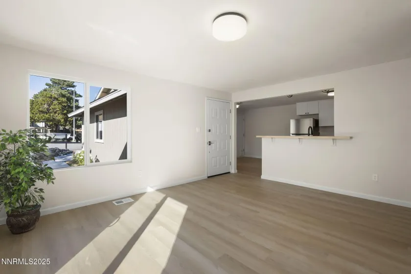 6780 Flower, Reno, Nevada 89506, 3 Bedrooms Bedrooms, ,2 BathroomsBathrooms,Residential,Residential,Flower,250057168