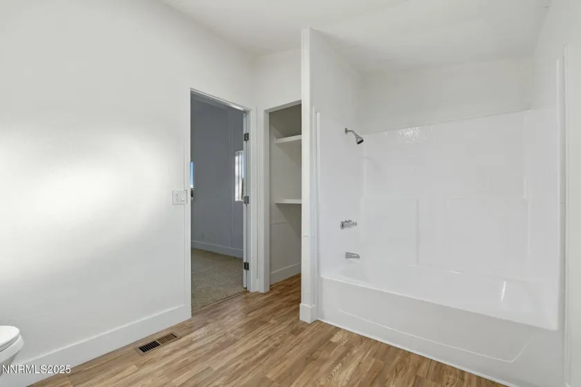 230 Medgar, Reno, Nevada 89506, 4 Bedrooms Bedrooms, ,2 BathroomsBathrooms,Residential,Residential,Medgar,250057170