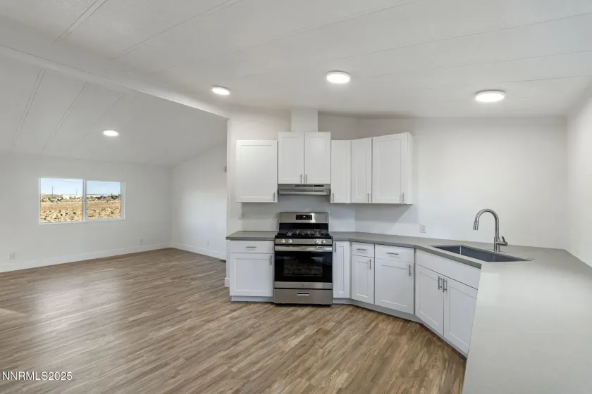 230 Medgar, Reno, Nevada 89506, 4 Bedrooms Bedrooms, ,2 BathroomsBathrooms,Residential,Residential,Medgar,250057170