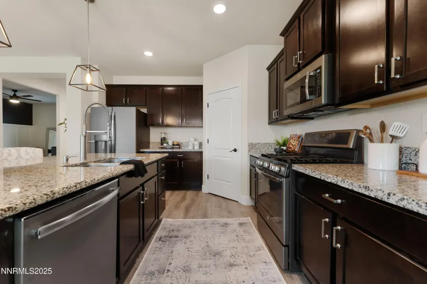 1212 Mallard Crest, Sparks, Nevada 89441, 2 Bedrooms Bedrooms, ,2 BathroomsBathrooms,Residential,Residential,Mallard Crest,250057179