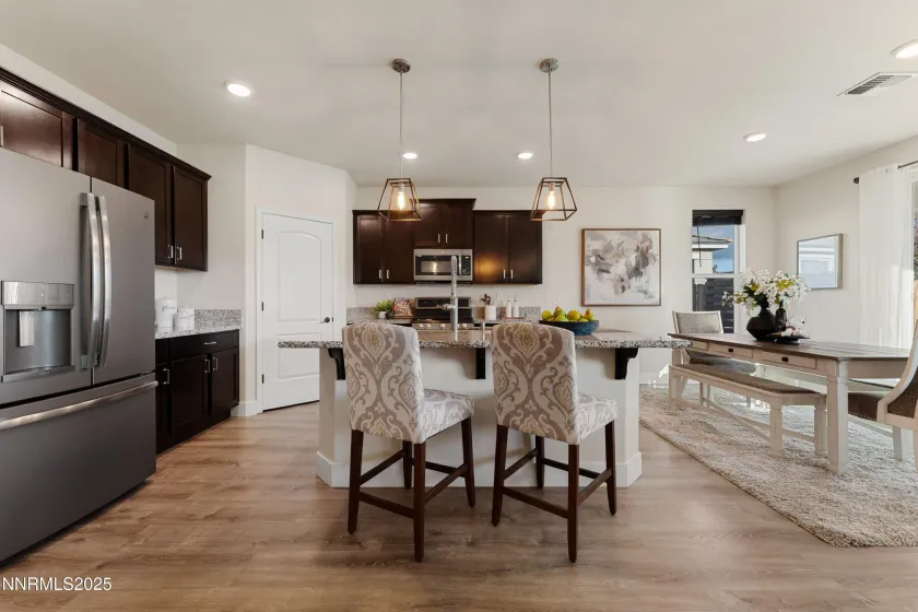 1212 Mallard Crest, Sparks, Nevada 89441, 2 Bedrooms Bedrooms, ,2 BathroomsBathrooms,Residential,Residential,Mallard Crest,250057179