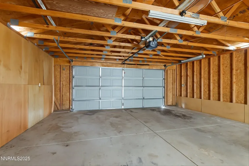 15205 Red Rock, Reno, Nevada 89508, 3 Bedrooms Bedrooms, ,2 BathroomsBathrooms,Residential,Residential,Red Rock,250057180