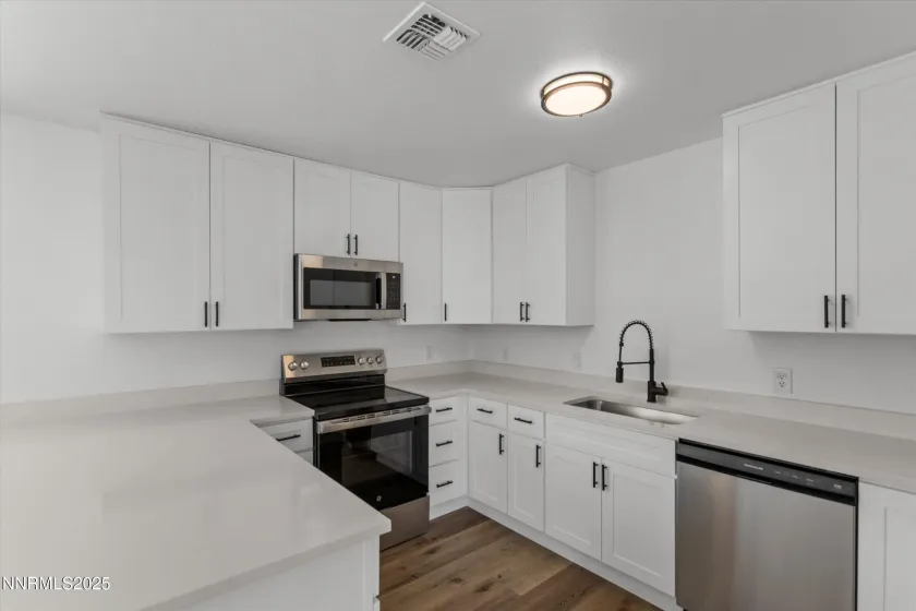 15205 Red Rock, Reno, Nevada 89508, 3 Bedrooms Bedrooms, ,2 BathroomsBathrooms,Residential,Residential,Red Rock,250057180