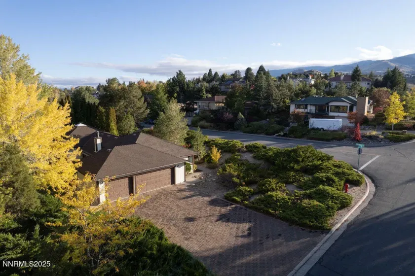 3355 Markridge, Reno, Nevada 89509, 4 Bedrooms Bedrooms, ,3 BathroomsBathrooms,Residential,Residential,Markridge,250057134