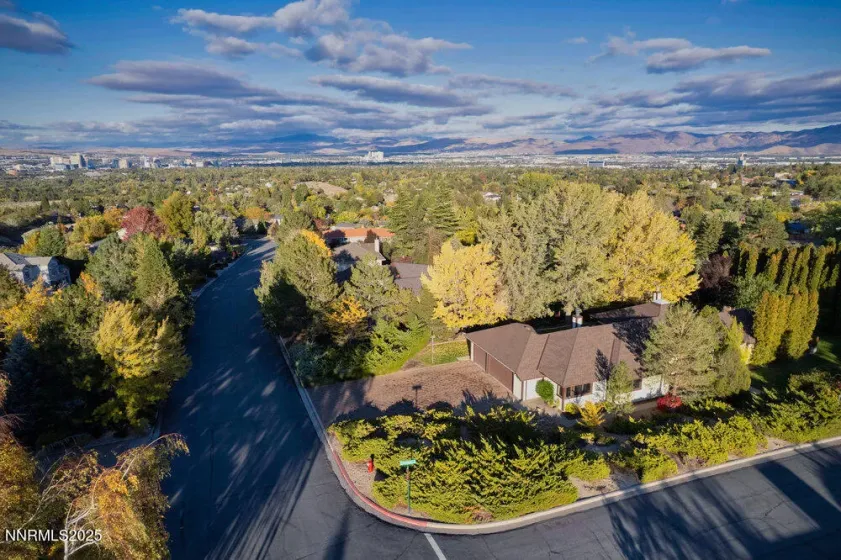 3355 Markridge, Reno, Nevada 89509, 4 Bedrooms Bedrooms, ,3 BathroomsBathrooms,Residential,Residential,Markridge,250057134