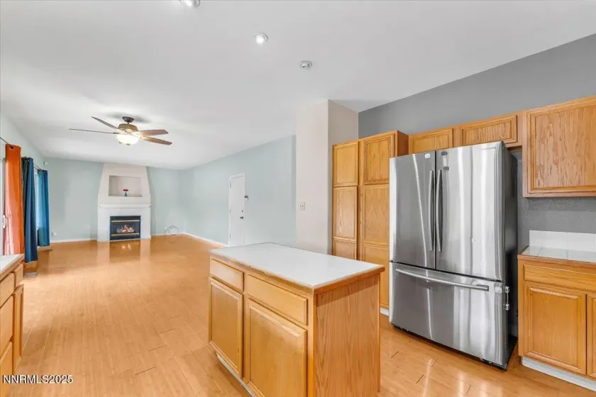 6631 Chula Vista, Sparks, Nevada 89436, 4 Bedrooms Bedrooms, ,3 BathroomsBathrooms,Residential,Residential,Chula Vista,250057158