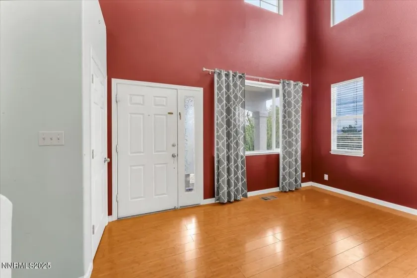 6631 Chula Vista, Sparks, Nevada 89436, 4 Bedrooms Bedrooms, ,3 BathroomsBathrooms,Residential,Residential,Chula Vista,250057158