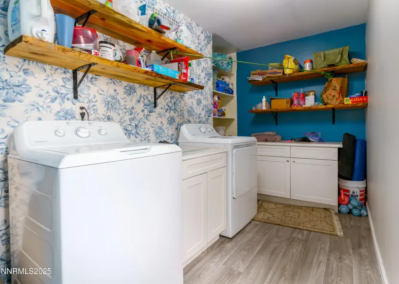995 Beldon, Reno, Nevada 89503, 3 Bedrooms Bedrooms, ,1 BathroomBathrooms,Residential,Residential,Beldon,250057182